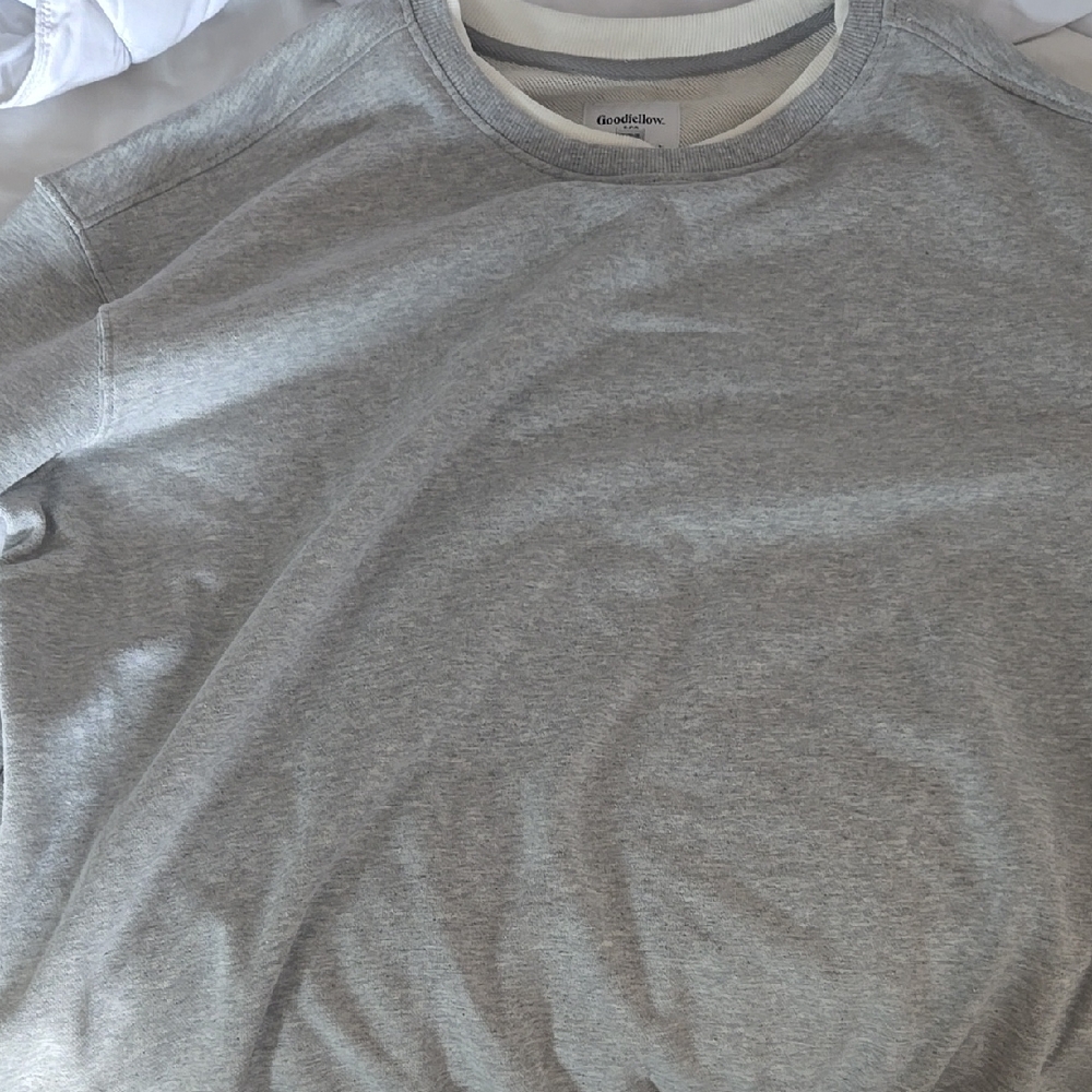 Goodfellow & Co Gray Sweatshirt